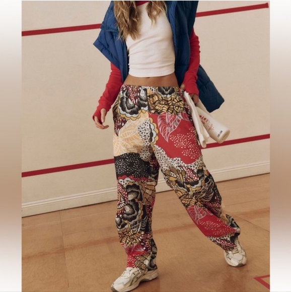 FP Movement Game Day Printed Pants NWT MSRP $108 - Picture 2 of 4